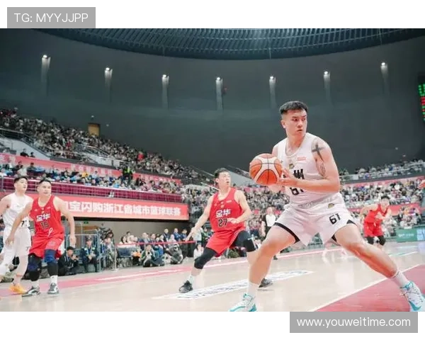 杭州篮球队在邀请赛中的强劲表现与战术分析